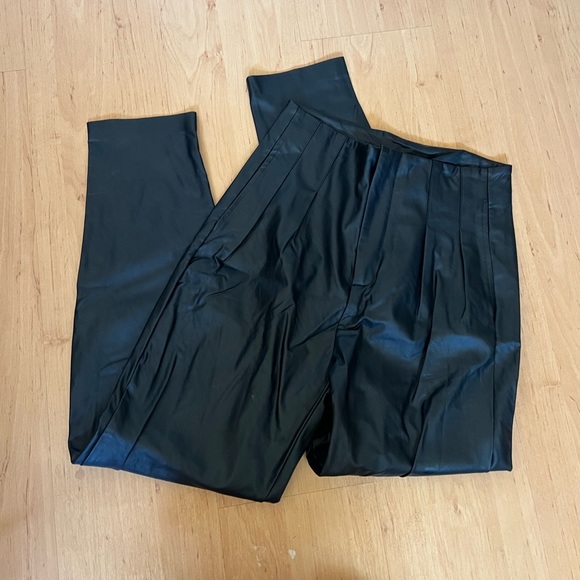 Windsor Pleated Leather Pants - Picture 3 of 5